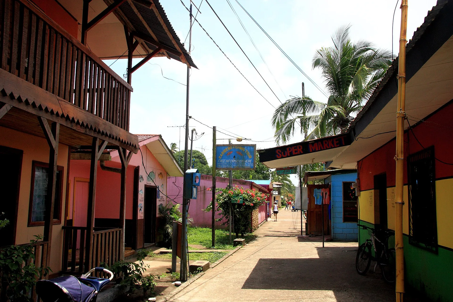 Tortuguero Village