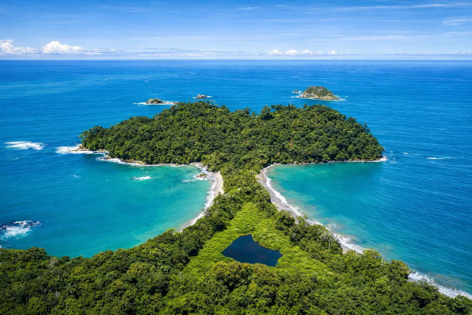 Private transfer to Manuel Antonio, Puntarenas, Costa Rica